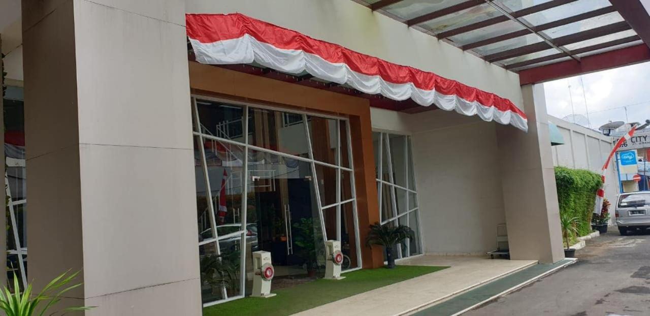 City Hotel Tasikmalaya Εξωτερικό φωτογραφία