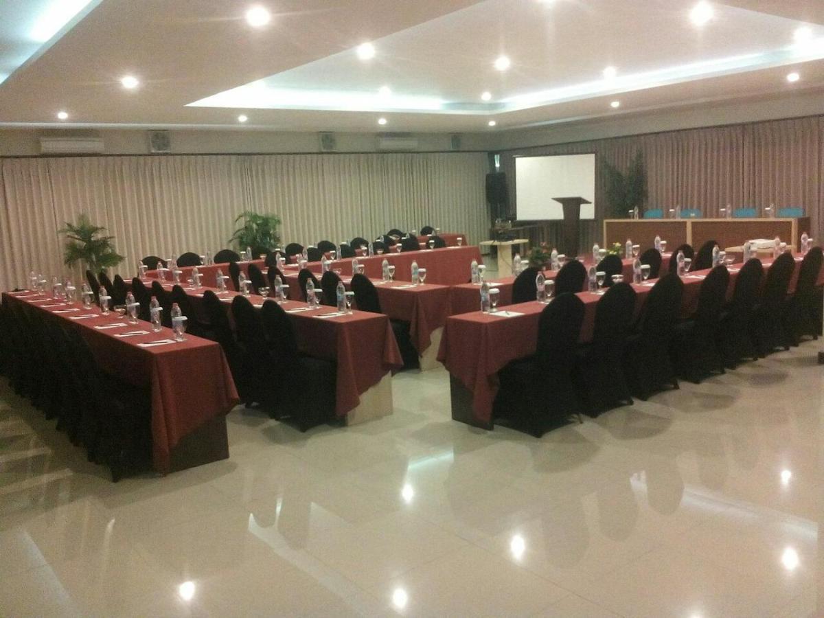 City Hotel Tasikmalaya Εξωτερικό φωτογραφία