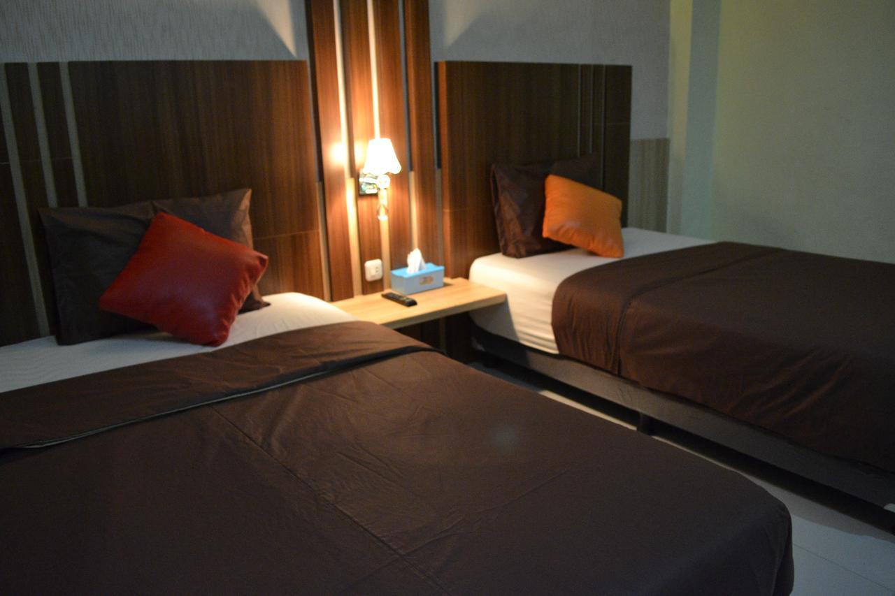 City Hotel Tasikmalaya Εξωτερικό φωτογραφία